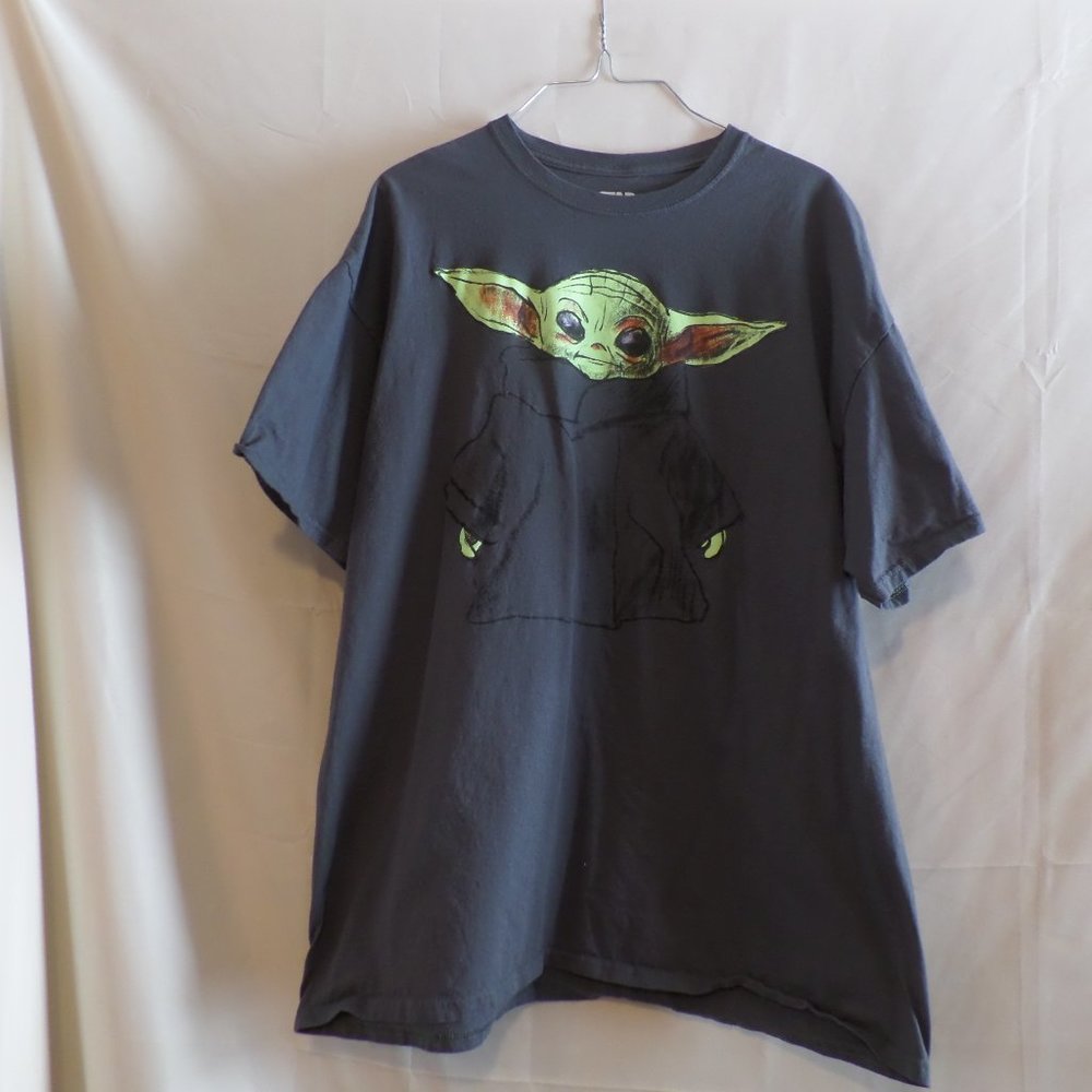Star Wars Mad Engine Baby Yoda Grey T-Shirt – Size 2XL